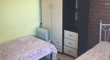 Фото номера Бюджетный двухместный номер с 2 отдельными кроватями Гостевой дом Мини-отель Маяк г. Керчь 2